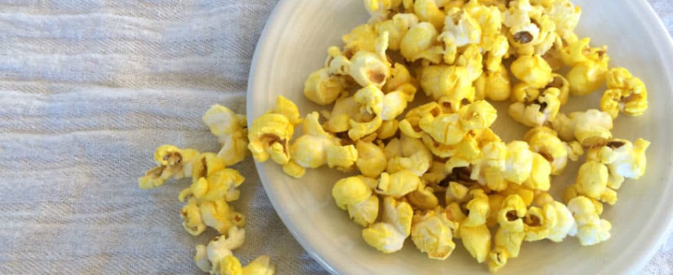 Homemade healthy popcorn on the stovetop. Movie theater popcorn, free of toxic oils and chemicals. #homemade #stovetop #popcorn #movietheater #healthy